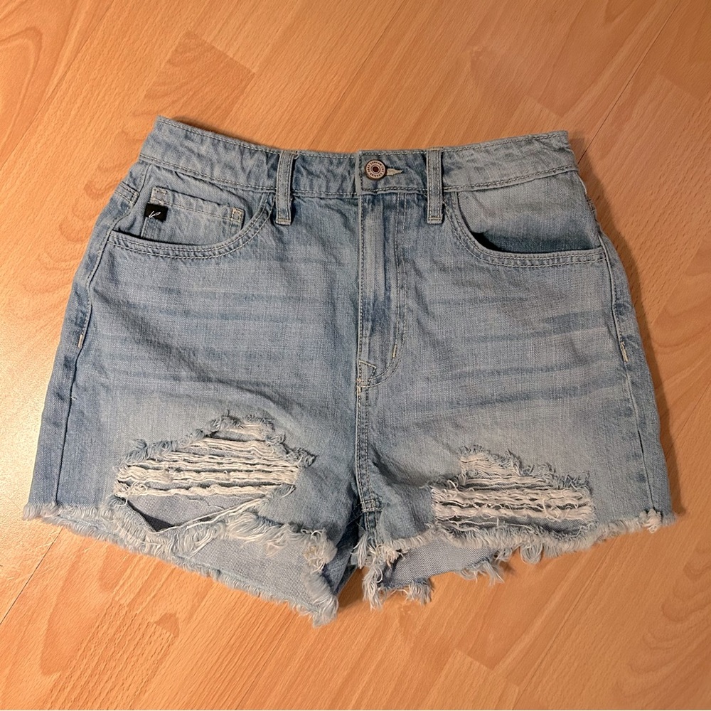 Kancan Size 7/27 Denim Cut Off Distressed Shorts Raw
Hem Light Wash